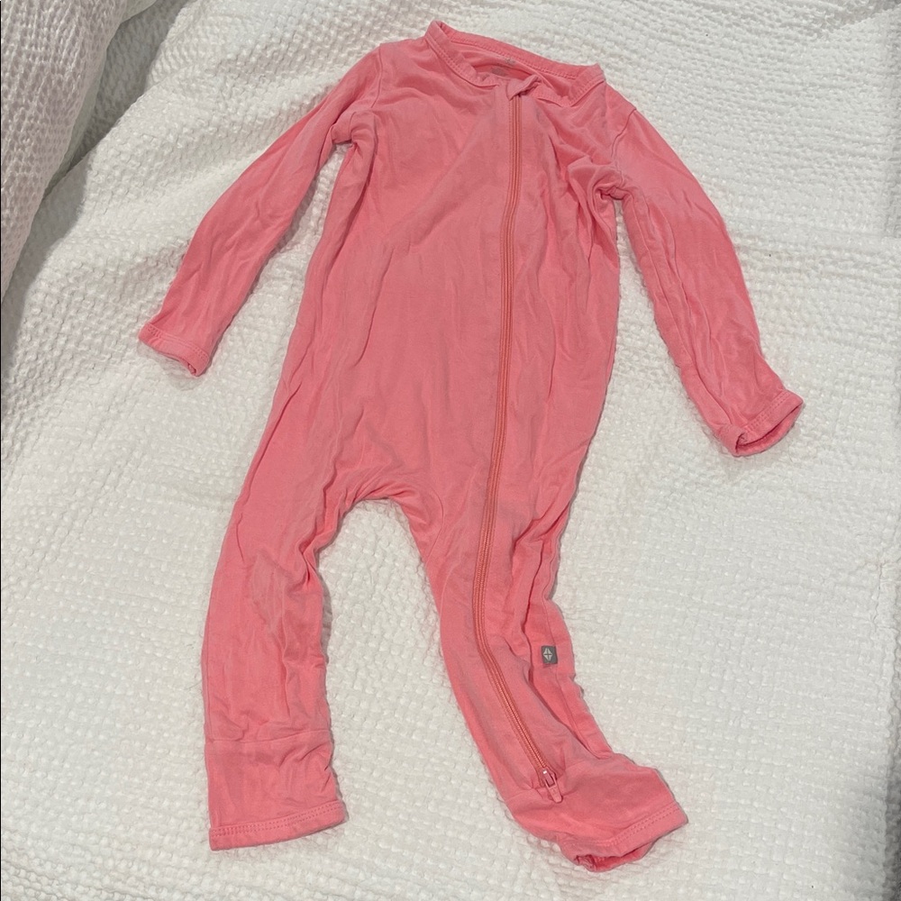 Kyte Baby Zip Romper 🩷